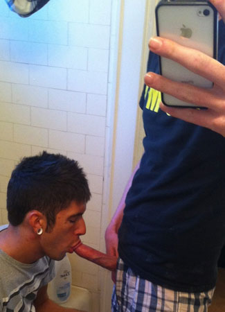 Couple homo ouvert a plan a trois